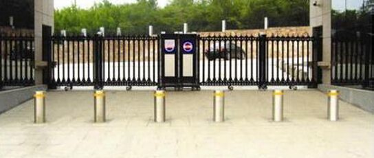 * 車(chē)牌識(shí)別系統(tǒng) 平移門(mén)