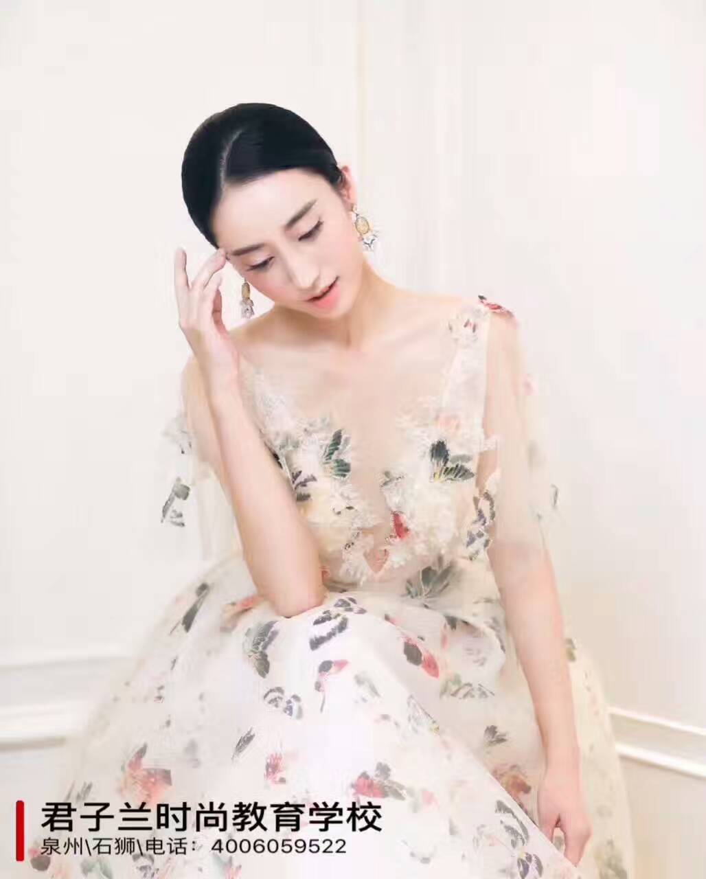 泉州化妝培訓(xùn)學(xué)校推薦君子蘭 泉州君子蘭化妝培訓(xùn)學(xué)校