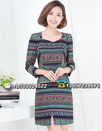 比雨竹品牌庫存女裝批發(fā)貨源 品牌折扣店進貨渠道