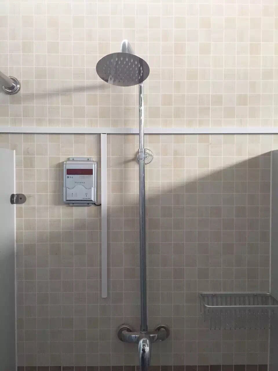 供應(yīng)浴室刷卡收費機