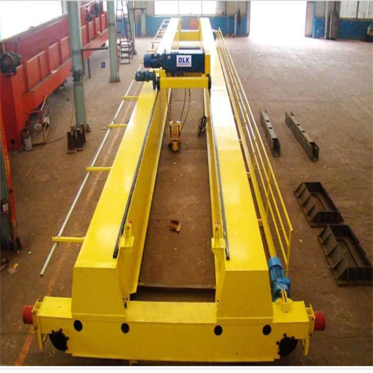 雙梁起重機(jī) 廠家直銷型號(hào)規(guī)格齊全的雙梁起重機(jī)，雙梁起重機(jī)供應(yīng)，山東雙梁起重機(jī)廠