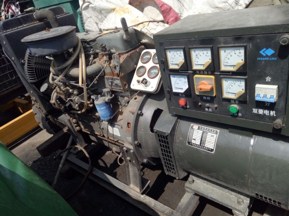 專業(yè)柴油發(fā)電機出租 24小時隨時發(fā)電