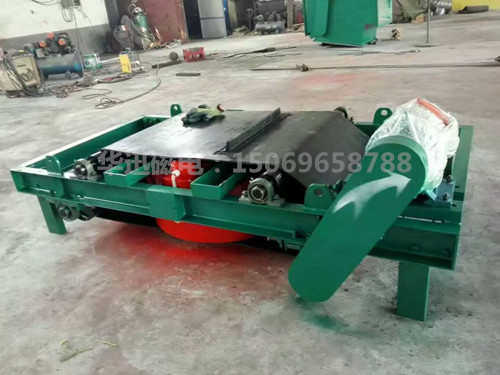 安陽電磁除鐵器自卸式_華迅爆款除鐵器