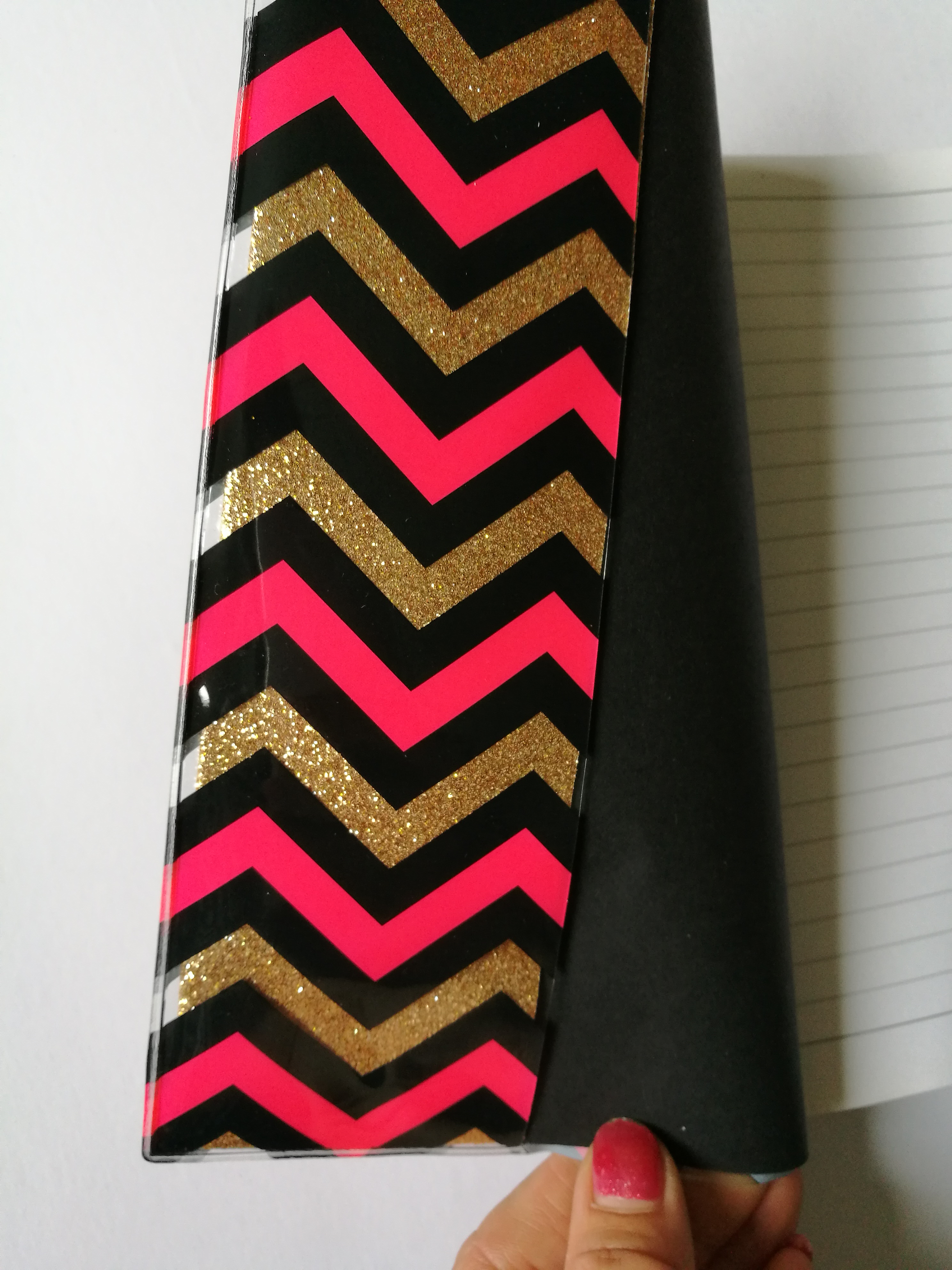 專業(yè)供應(yīng)紅色波浪PVC透明筆記本書套 pvc書皮可加工定制