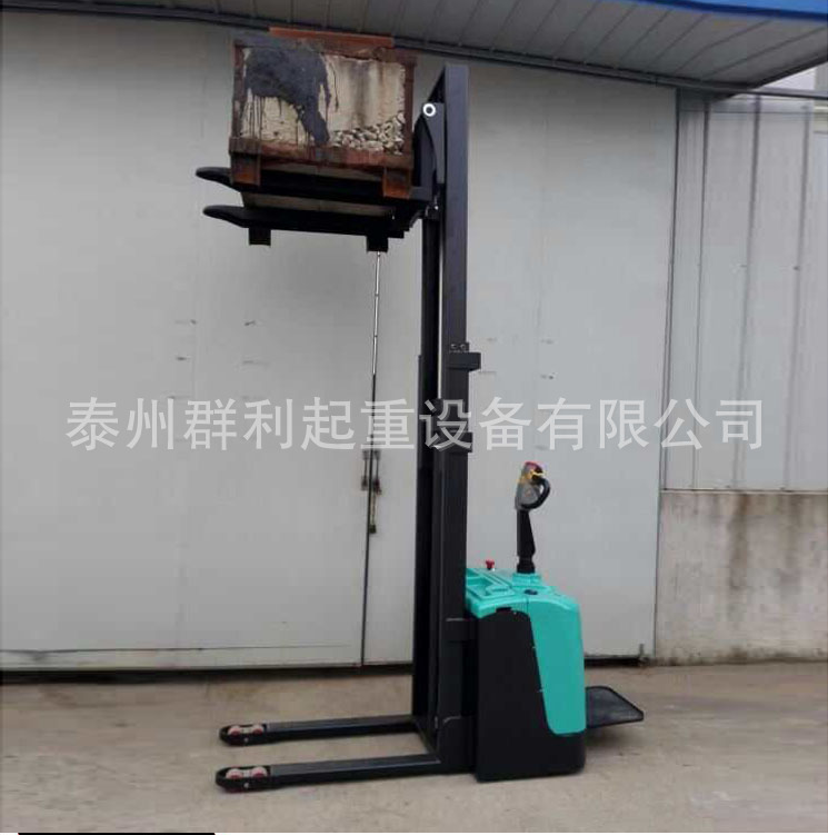 濟南四輪座駕式全電動叉車廠家直銷 四輪座駕式叉車批發(fā)價格