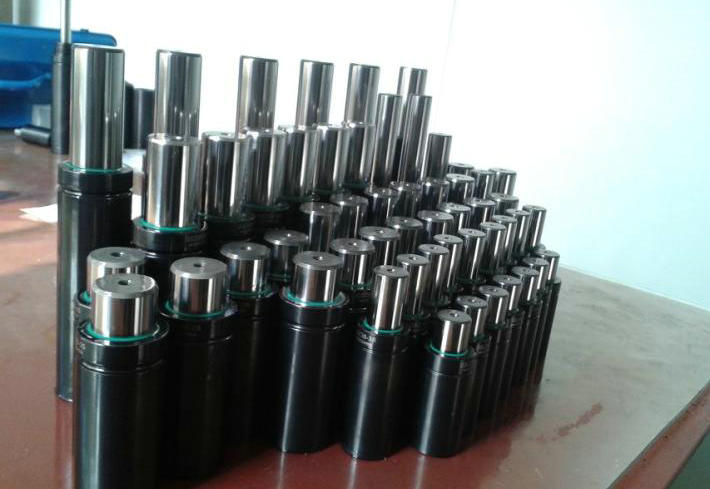 上海氮?dú)鈴椈膳l(fā)，氮?dú)鈴椈赡＞邚椈?  title=