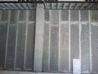 輕質(zhì)隔墻板
