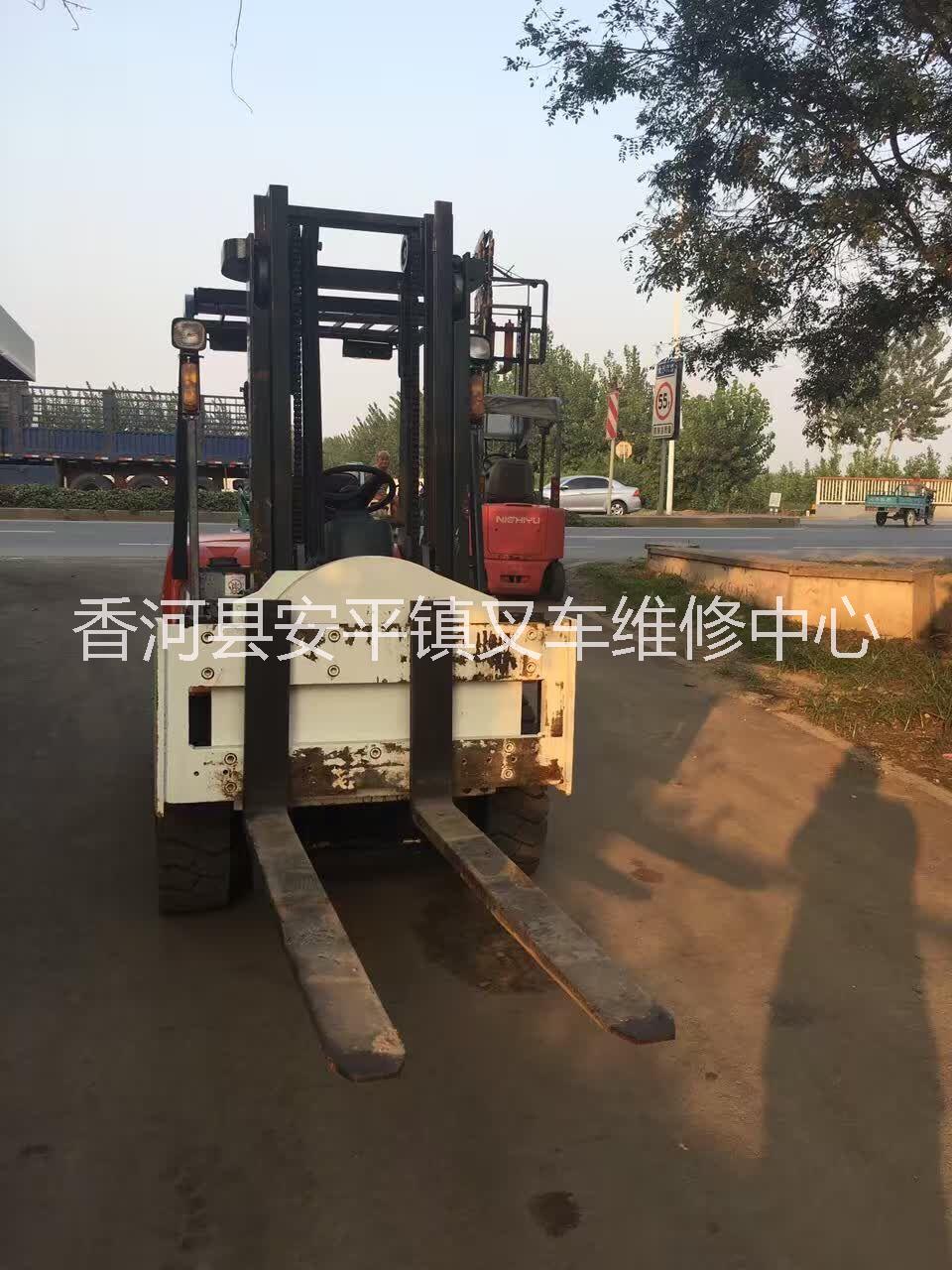 河北翻轉(zhuǎn)器叉車叉車夾子2噸3噸 旋轉(zhuǎn)器叉車夾子哪家好 旋轉(zhuǎn)器叉車夾子廠家直銷 旋轉(zhuǎn)器叉車夾子*惠