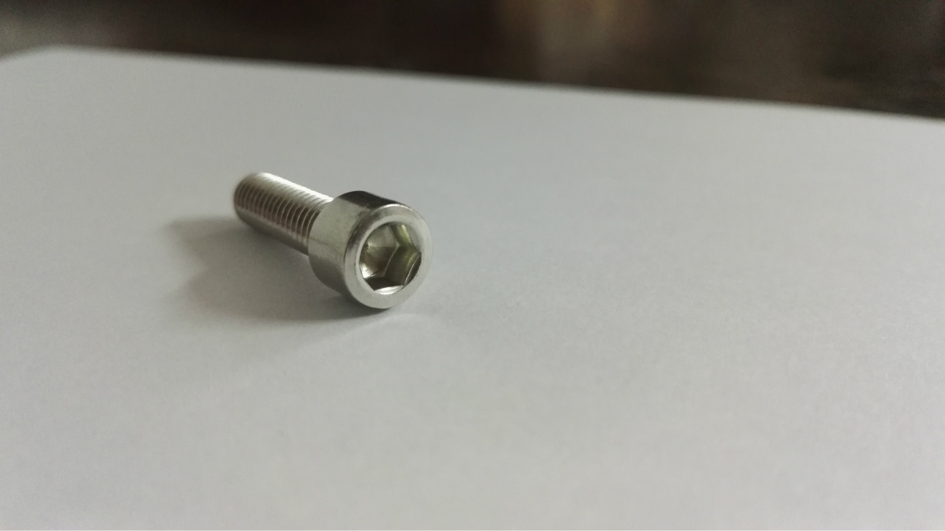 內(nèi)六角螺絲，201GB70不銹鋼內(nèi)六角螺栓螺絲m6，內(nèi)六角螺栓批發(fā)，內(nèi)六角螺栓供應(yīng)商