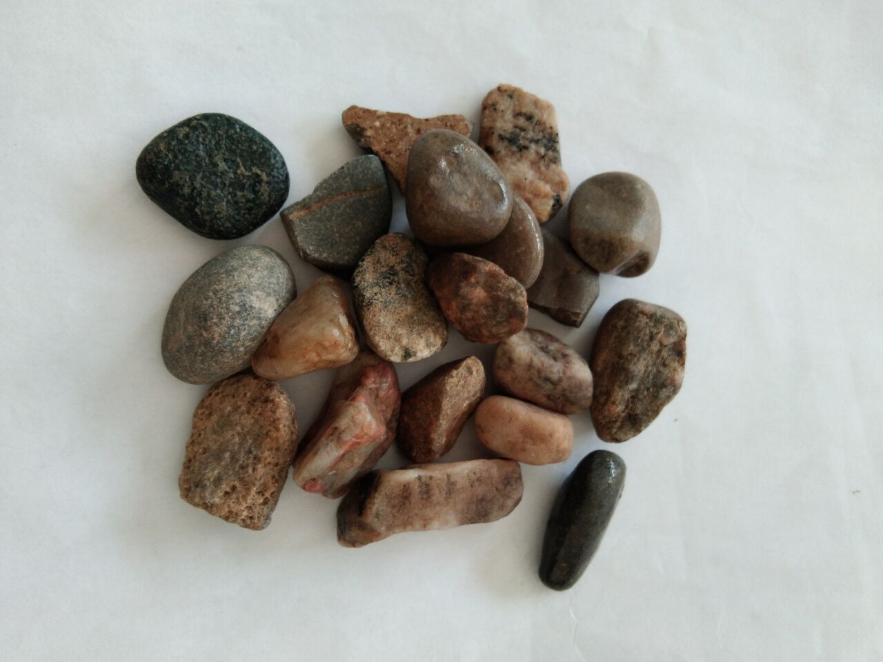 石家莊河卵石批發(fā) 河卵石生產(chǎn)廠家 河卵石批發(fā)價格 河卵石報價 河卵石生產(chǎn)價格