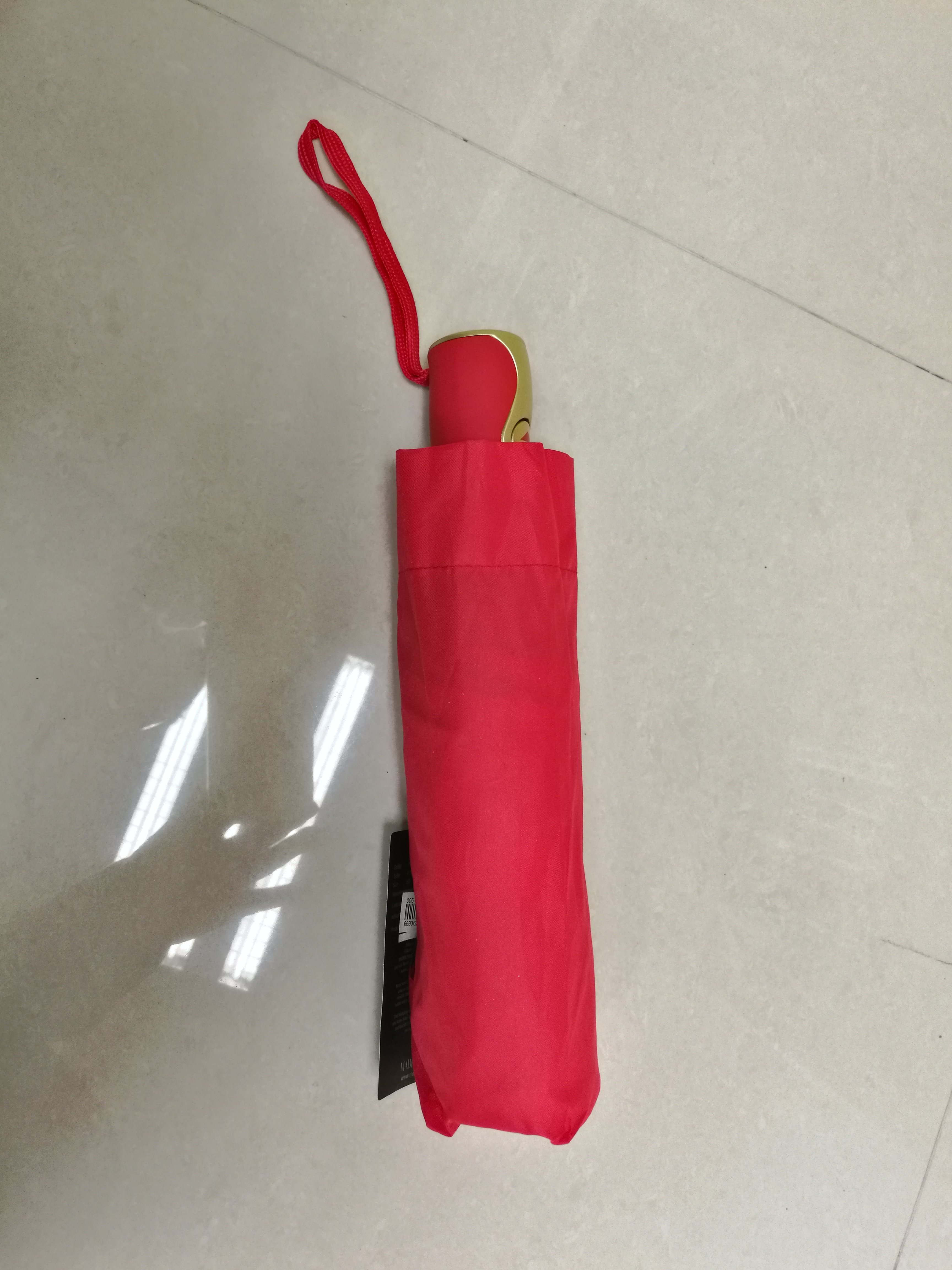 哪里有折傘賣 遮陽傘供應(yīng)