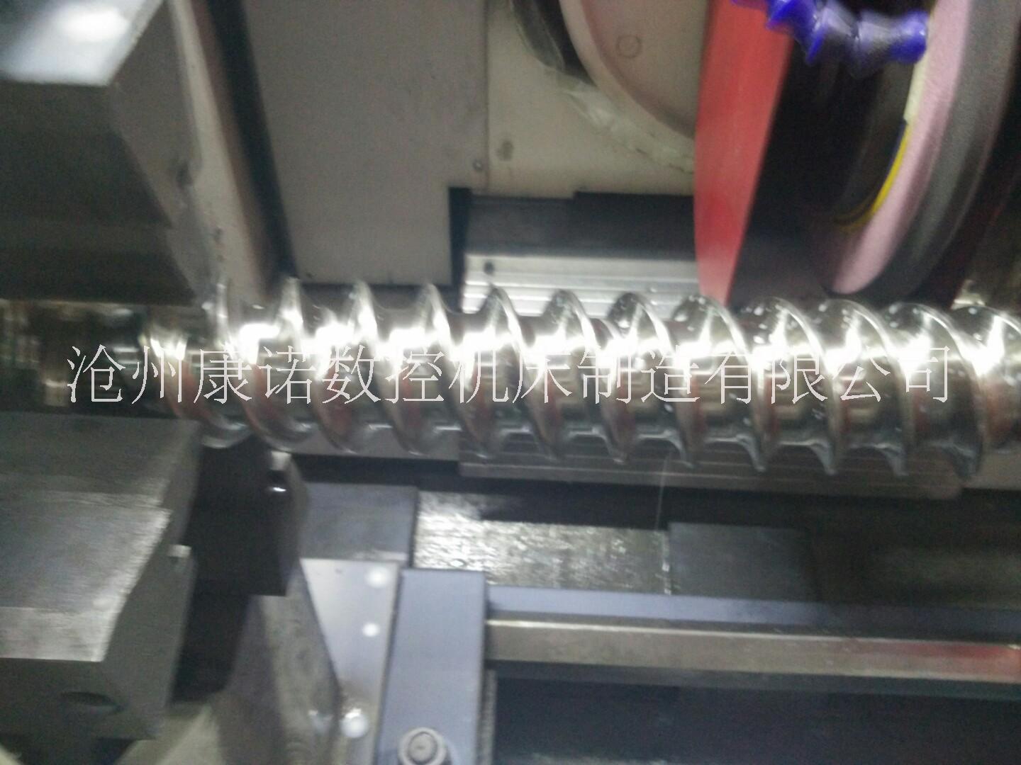 螺桿銑床的生產(chǎn)廠家就在滄州康諾