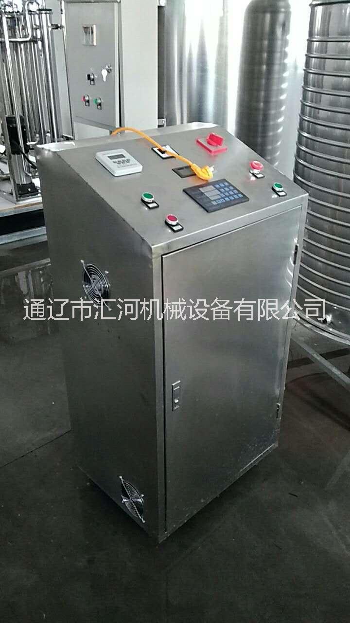 霍林郭勒市車用尿素生產(chǎn)設(shè)備 冠純車用尿素生產(chǎn)設(shè)備
