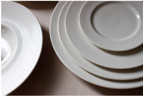 外貿(mào)陶瓷西餐盤簡約純白色水波紋西式盤子早餐盤牛排盤草帽盤骨碟