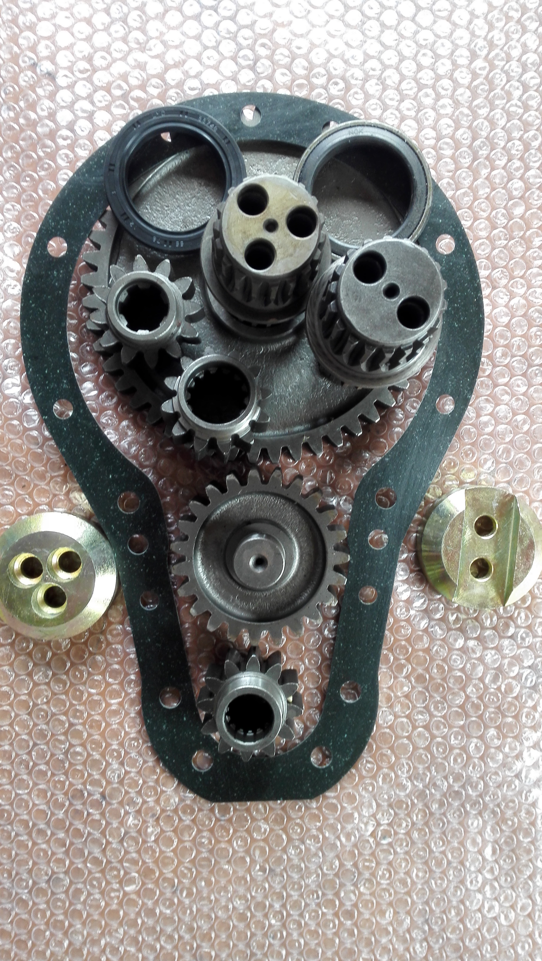 小挖掘機(jī)配件 微挖掘機(jī)配件