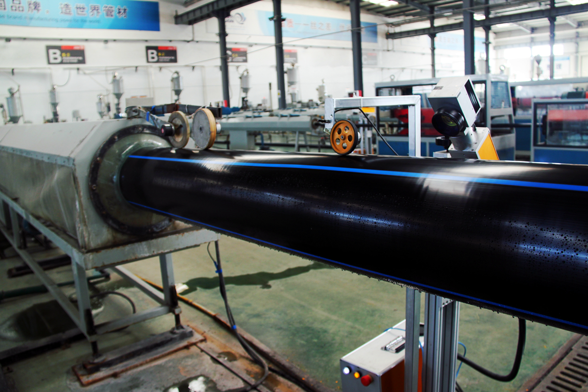 純原料pe100級原料生產(chǎn)-保障質(zhì)量-廠家直銷- 山東pe管件哪 山東pe管廠家-pe給水管