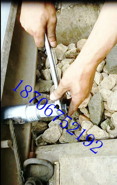 機械式鋼軌塞釘起釘器陜西鴻信鐵路設備有限公司