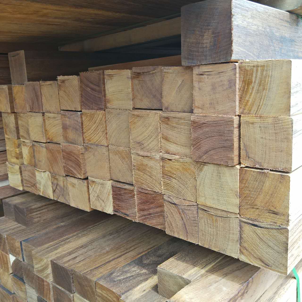 南美菠蘿格優(yōu)缺點南美菠蘿格防腐木