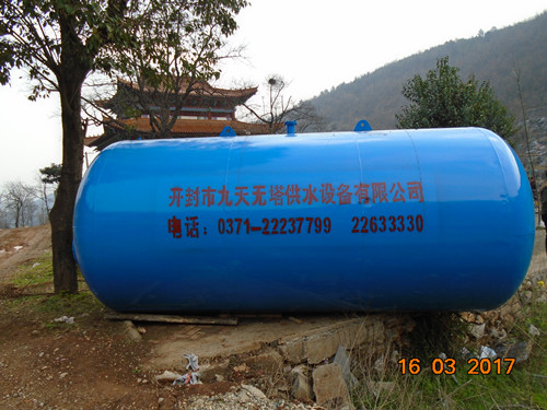 商丘15噸無塔供水設(shè)備  無塔供水器    無塔供水價格    壓力罐