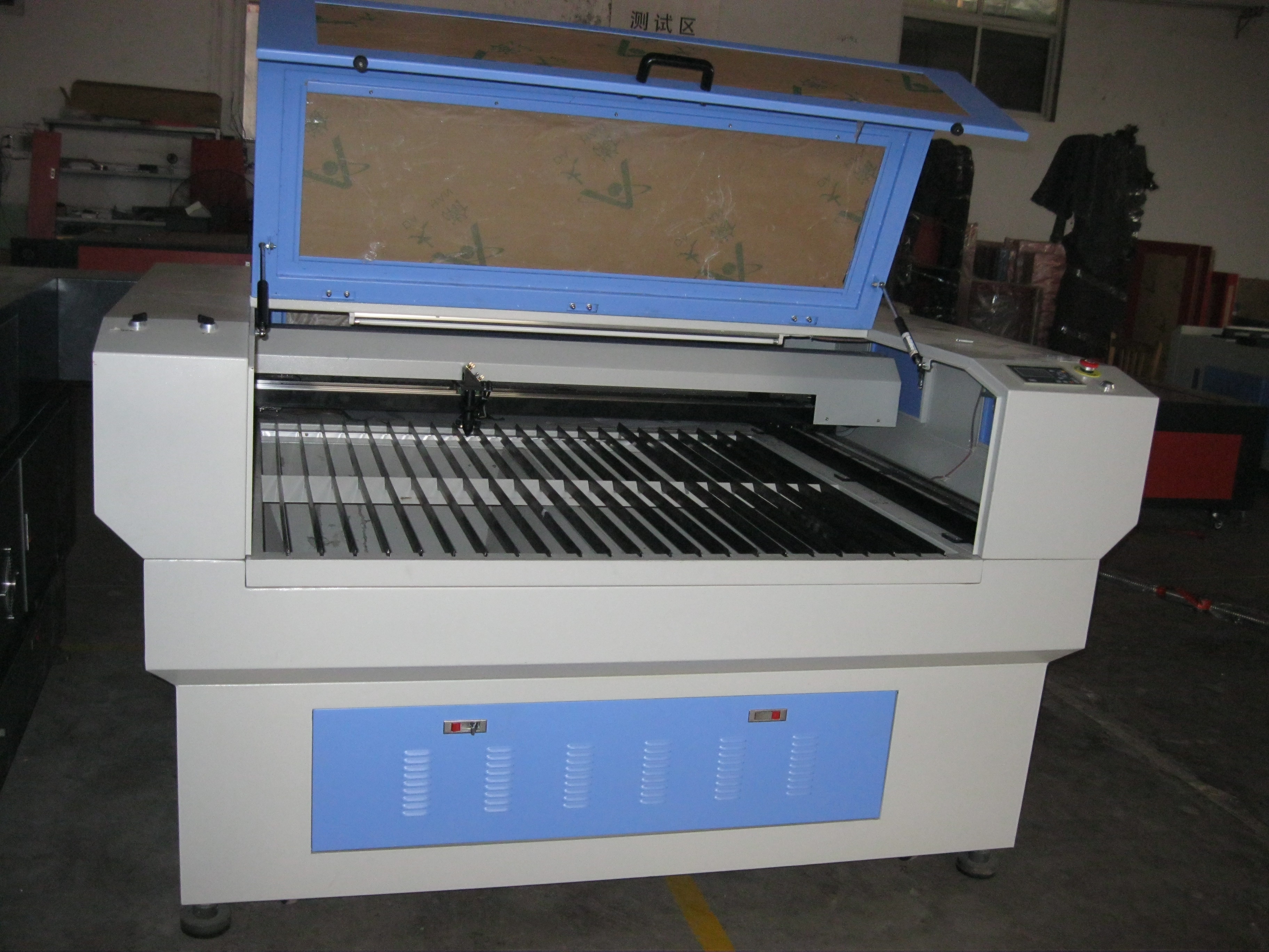 地板拼花激光切割機JQ1412