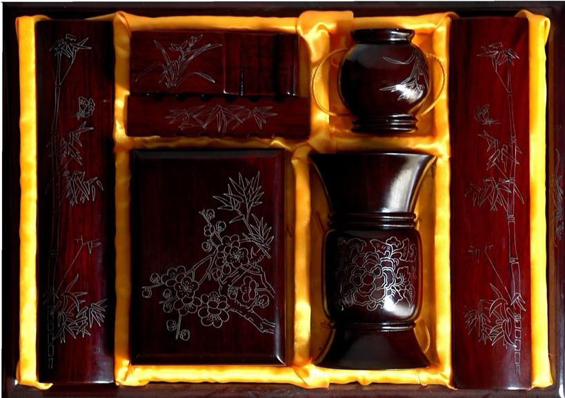 紅木嵌銀激光雕刻機(jī)JQ9060