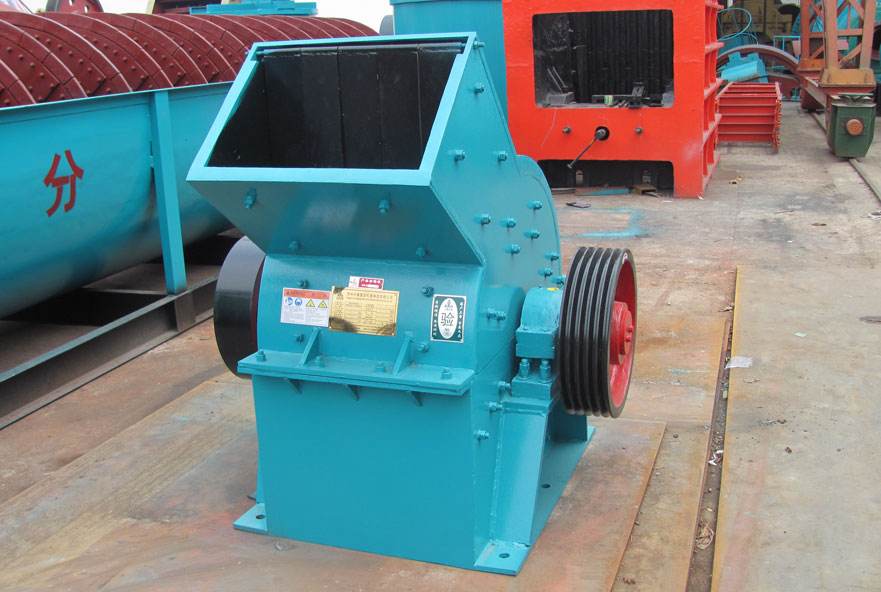 夏季特價直銷：錘式破碎機,小型破碎機,水泥熟料破碎機,砂石破碎機,破碎設(shè)備