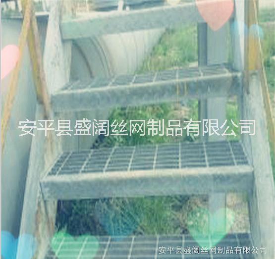 安平盛闊專業(yè)生產(chǎn)熱鍍鋅鋼格板 鋼格板的應(yīng)用 鍍鋅鋼格柵板廠家