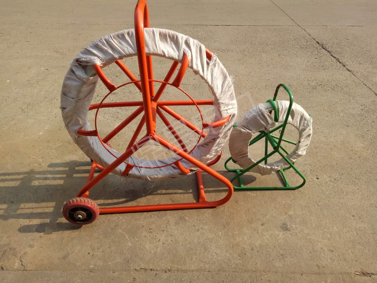 電力放線工具 液壓放線架 放線盤 玻璃鋼穿孔器 廠家直銷 價格低 電力放線盤放線架穿孔器