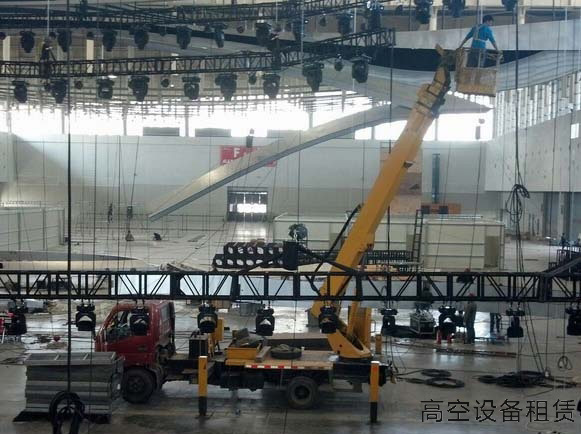 寧波路燈車出租/登高車出租/高空作業(yè)設(shè)備出租 高空作業(yè)平臺租賃、高空車租賃、升降平臺出租