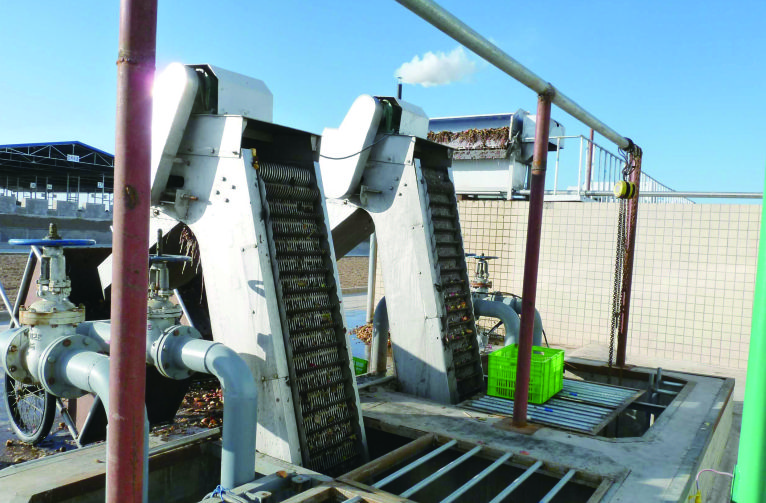 機械格柵除污機