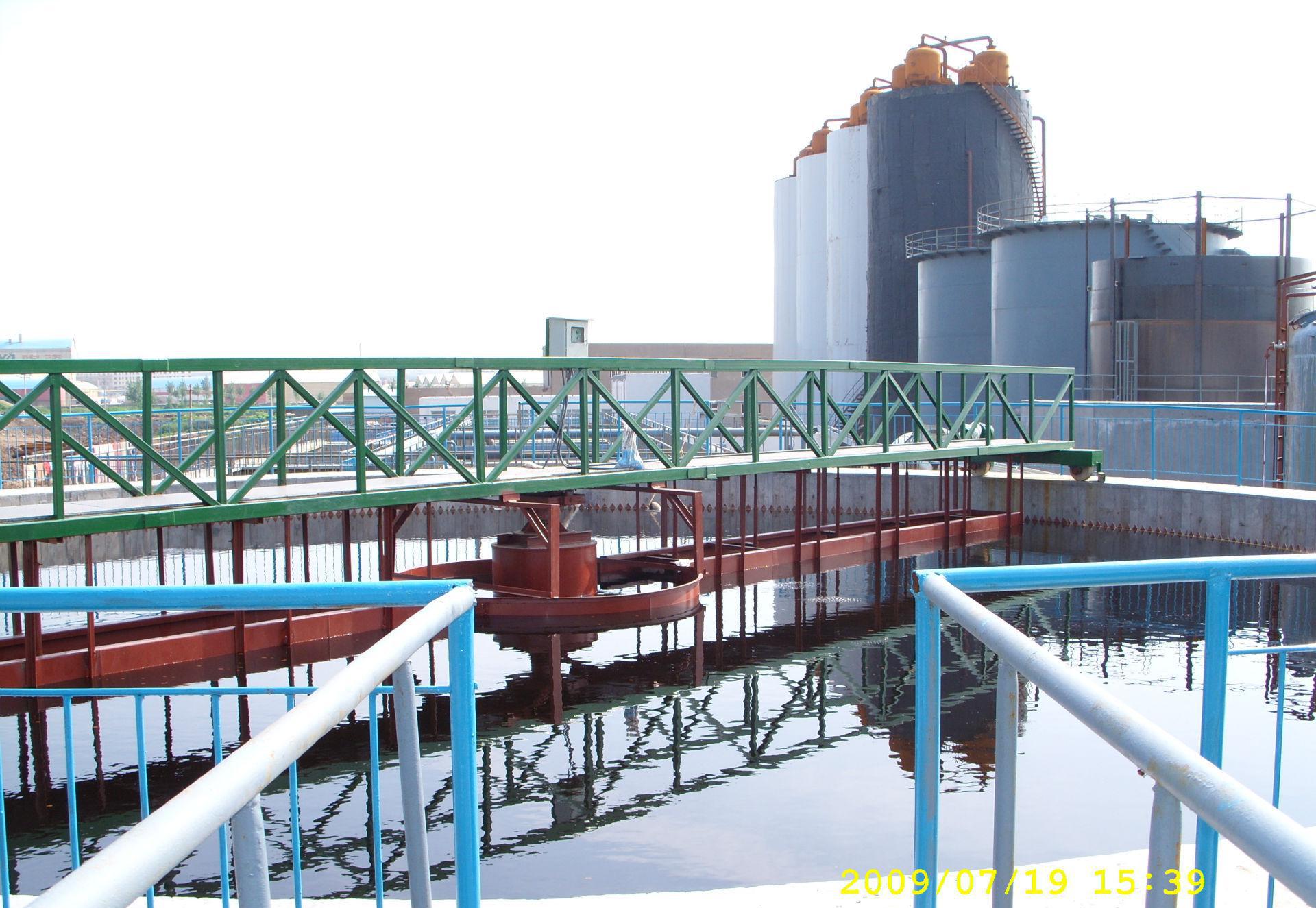 周邊傳動(dòng)刮（吸）泥機(jī)