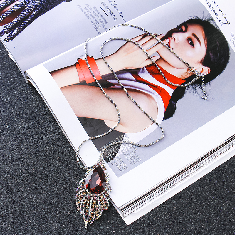 浙江吊墜毛衣鏈供應商 合金水晶項鏈批發(fā)價格 鎖骨鏈配飾廠家定制