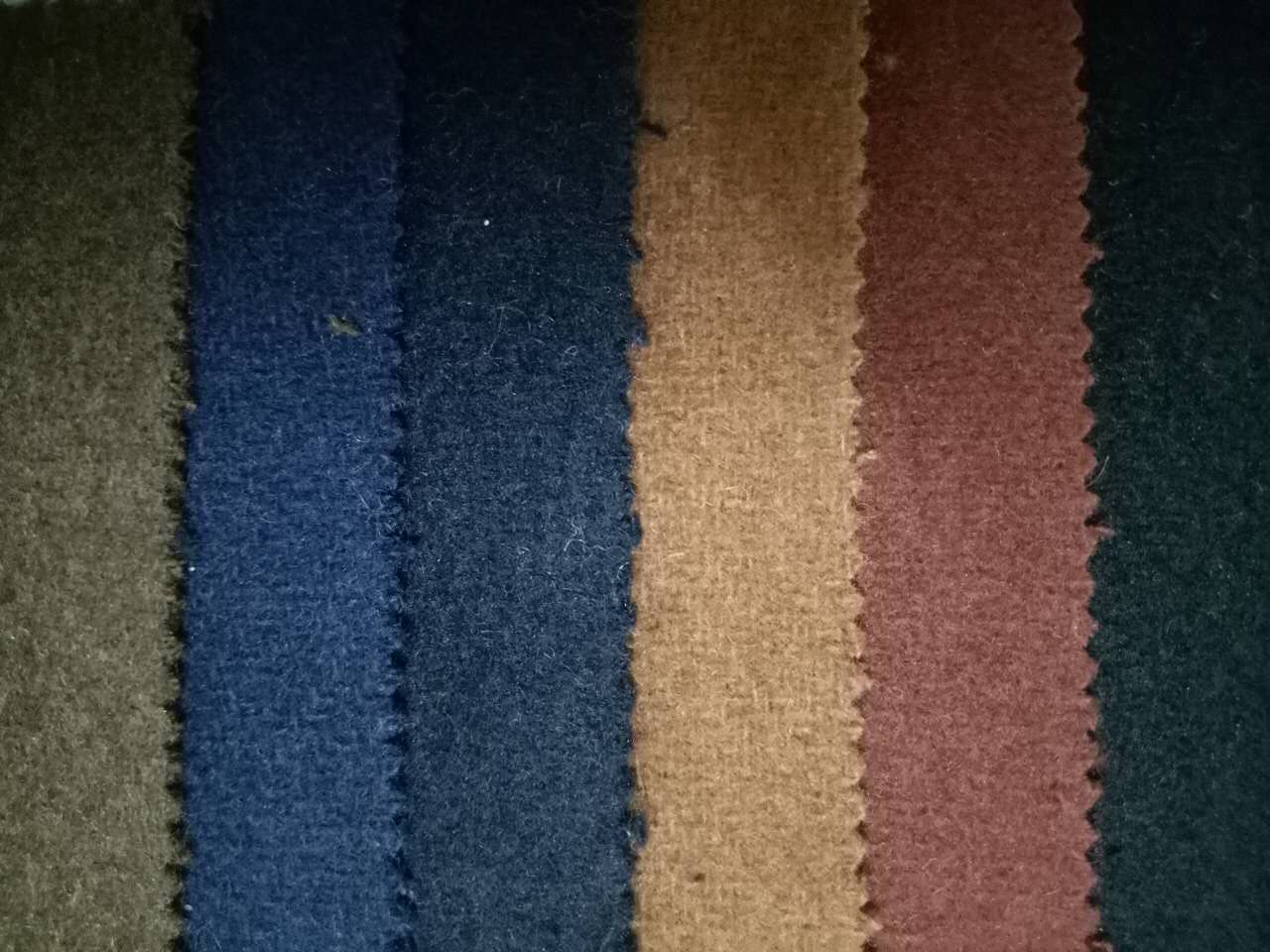 強縮呢面料/深圳呢絨供應(yīng)商/強縮呢面料供應(yīng)價格/供應(yīng)電話