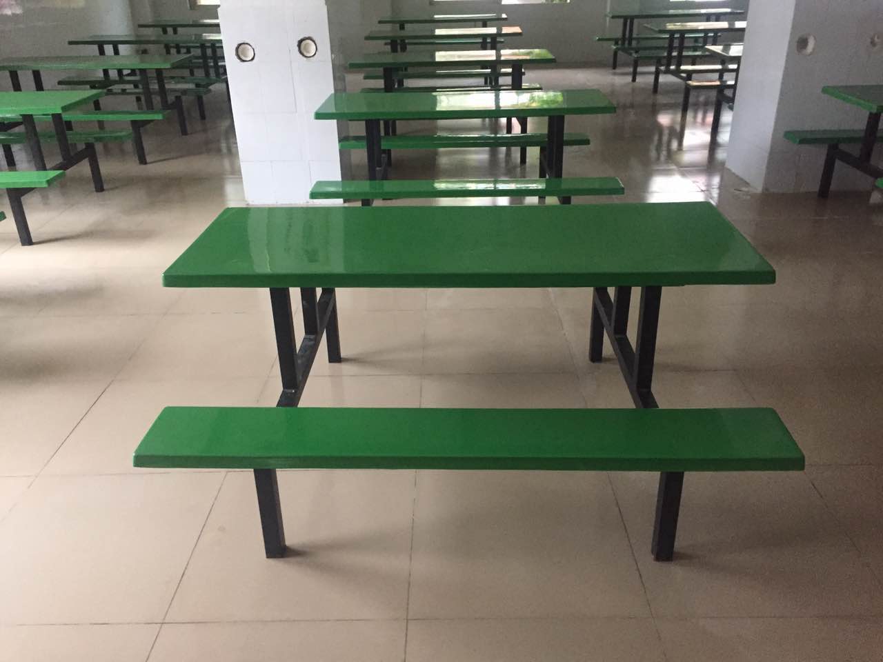 食堂批發(fā) 食堂供應(yīng)商 食堂廠家 食堂臺椅