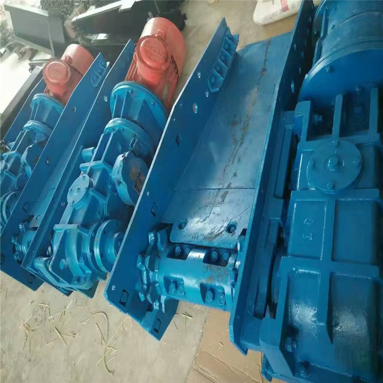 礦用刮板輸送機