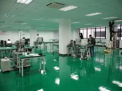 寮步廠房裝修,辦公室裝修,辦公室設(shè)計(jì),公司位于東莞市橫瀝鎮(zhèn),我們擁有專(zhuān)業(yè)的設(shè)計(jì)團(tuán)隊(duì),根據(jù)您的需要*時(shí)間為您做好您所需要