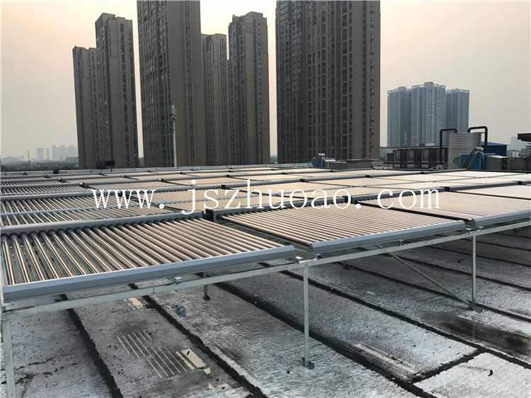 溫泉足浴太陽能加空氣能熱水工程