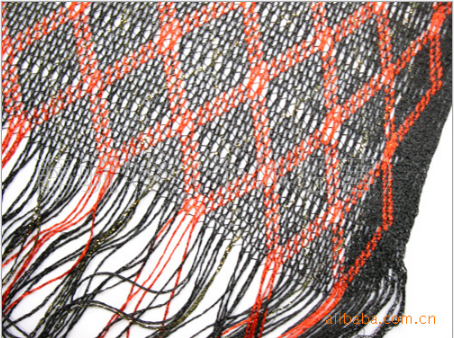 東悅圍巾批發(fā)供應(yīng) 新款時尚圍巾 滌綸絲熱銷圍巾 菱形雙色圍巾