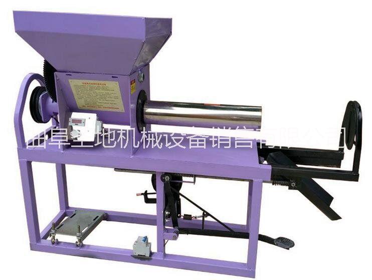 批量生產(chǎn)食用菌裝袋設(shè)備價格不銹鋼料筒裝袋機(jī)  食用菌裝袋設(shè)備價格