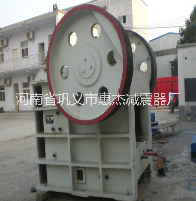 顎式破碎制砂機(jī)怎樣拆卸惠杰重工顎式破碎制砂機(jī)