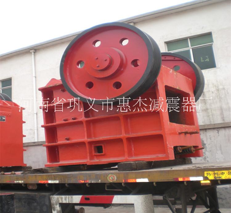 顎式破碎制砂機(jī)怎樣拆卸惠杰重工顎式破碎制砂機(jī)
