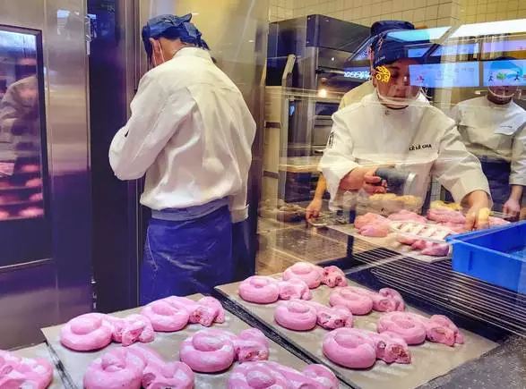 樂樂茶特色茶飲店加盟，創(chuàng)新茶飲