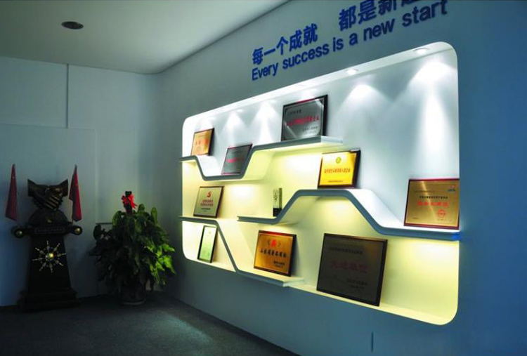 四川不銹鋼白鋼宣傳欄燈箱公示公開欄生產(chǎn)制造廠家價格報價 不銹鋼宣傳欄
