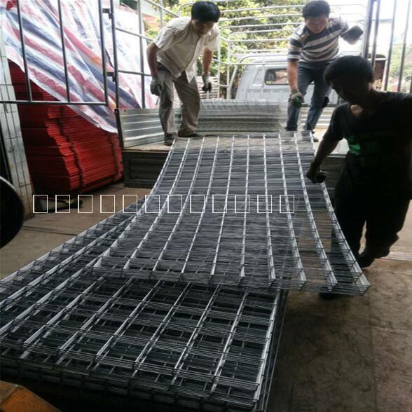 建筑網(wǎng)片 工地碰焊鐵絲網(wǎng)廠家批發(fā)現(xiàn)貨各種規(guī)格電焊網(wǎng)片