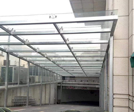遮雨鋼結(jié)構(gòu)車棚廠家 雨篷鋼結(jié)構(gòu)車棚 單車鋼結(jié)構(gòu)車棚供應商