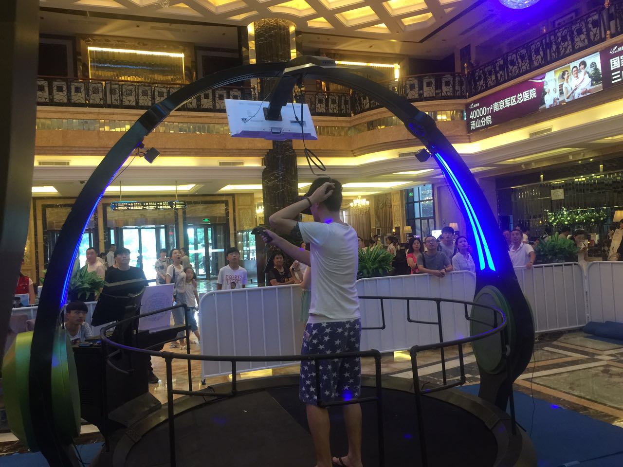 vr天地行出租|vr天地型設(shè)備租