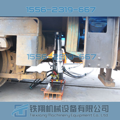 鐵翔TXL45型直頂橫移復(fù)軌器城市軌道交通，地鐵動拖車*