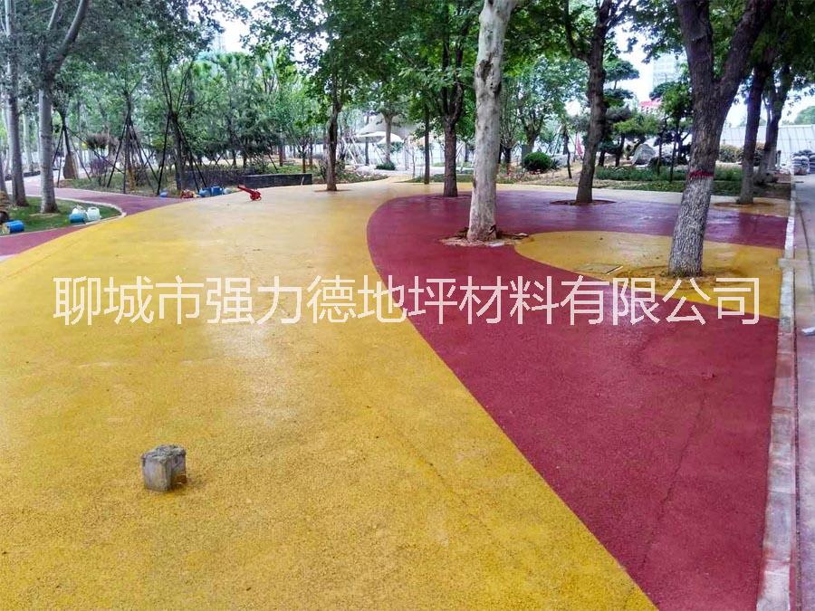 聊城生態(tài)透水混凝土施工彩色透水地坪材料效果怎么樣