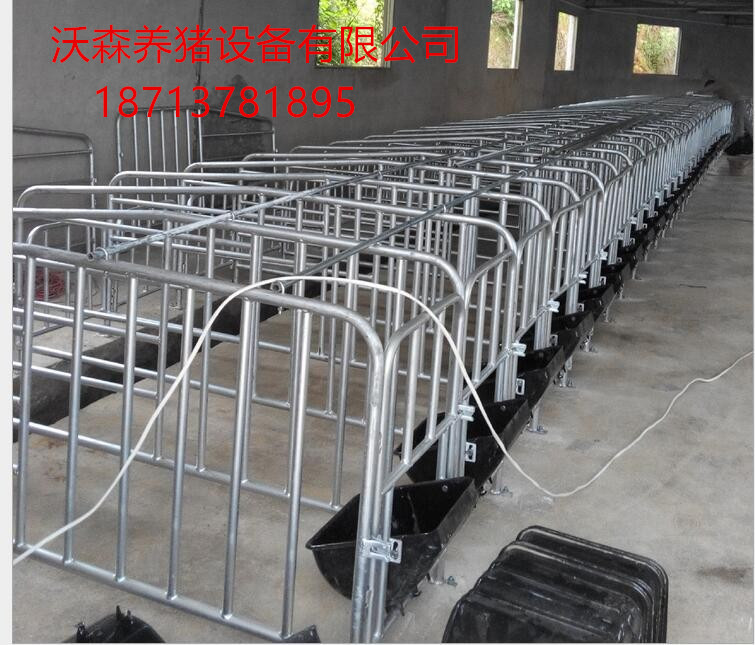 母豬定位欄 限位欄 養(yǎng)豬設(shè)備 母豬定位欄 豬用定位欄 養(yǎng)豬設(shè)備