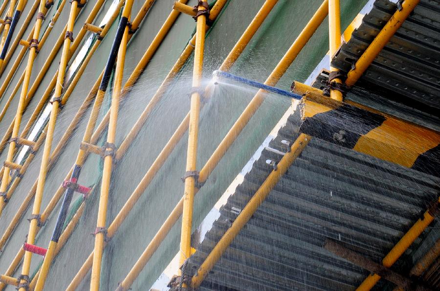 塔吊噴淋機(jī)